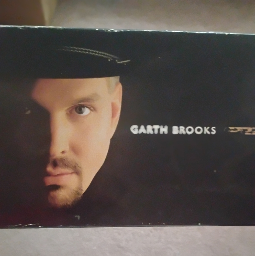 Garth Brooks Album Collection, Used
